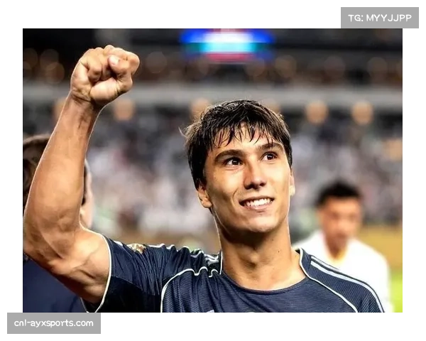 居莱尔替补登场献助攻 皇马年轻球员获机会 居莱尔替补登场献助攻 皇马年轻球员获机会